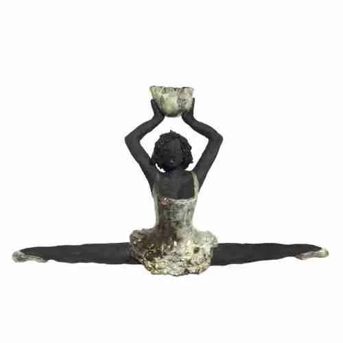 ballerina sculpture by Emma plunkett