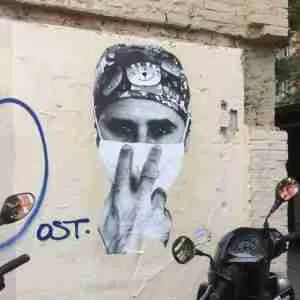mask grafitti
