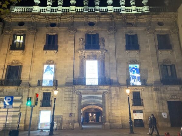 Palau de la Virreina, La Rambla. Photography exhibitions, Barcelona