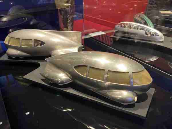 retro sci-fi people carrier