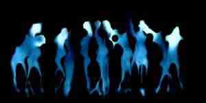 Dreamlike video art exploring pregnancy and motion